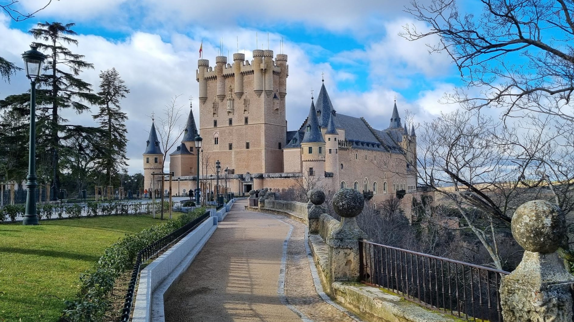 Dagtrip erfgoed - kasteel van Segovia